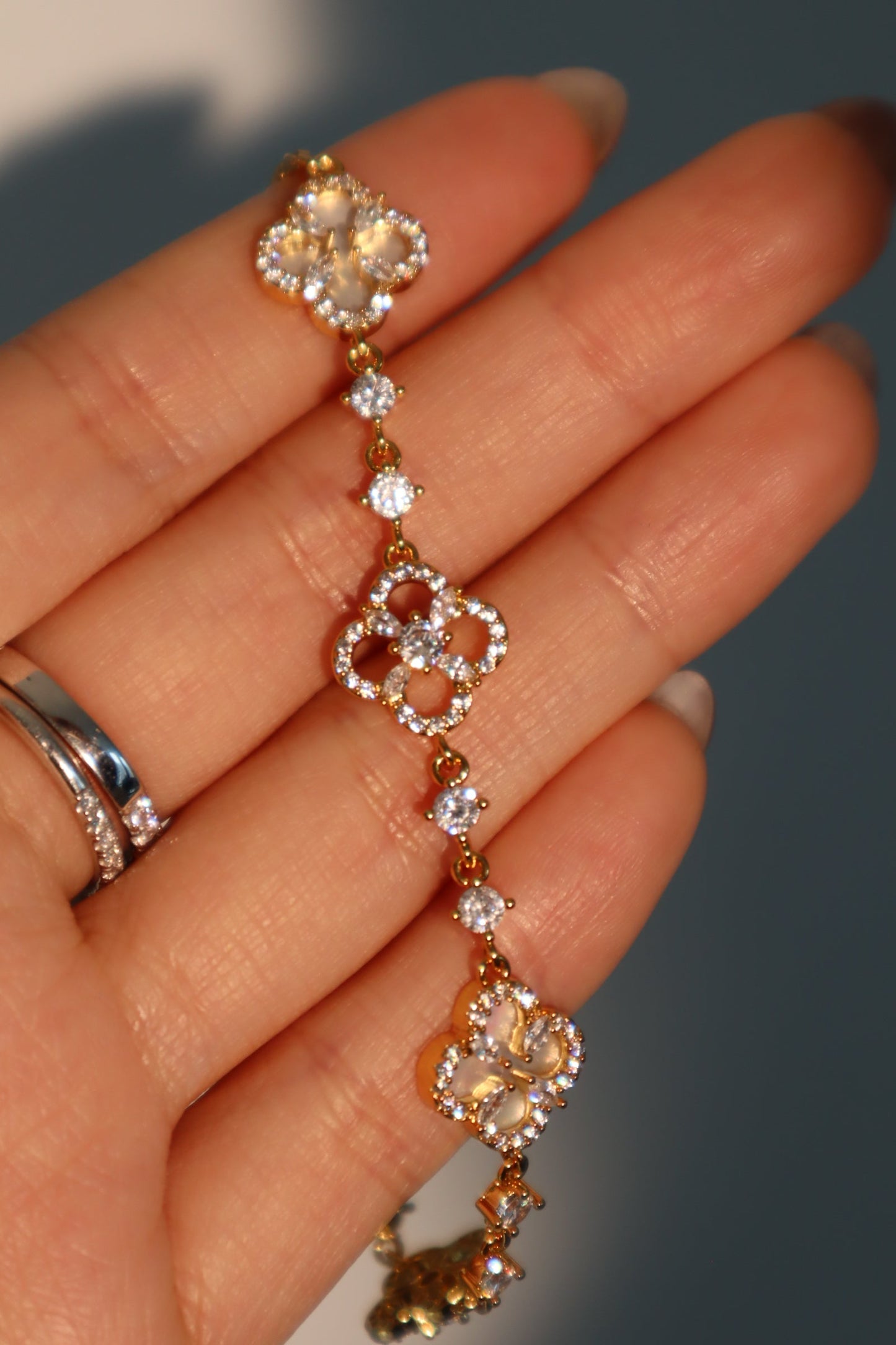 14K Real Gold Plated Lucky Leaf Shell Pearls Bracelet