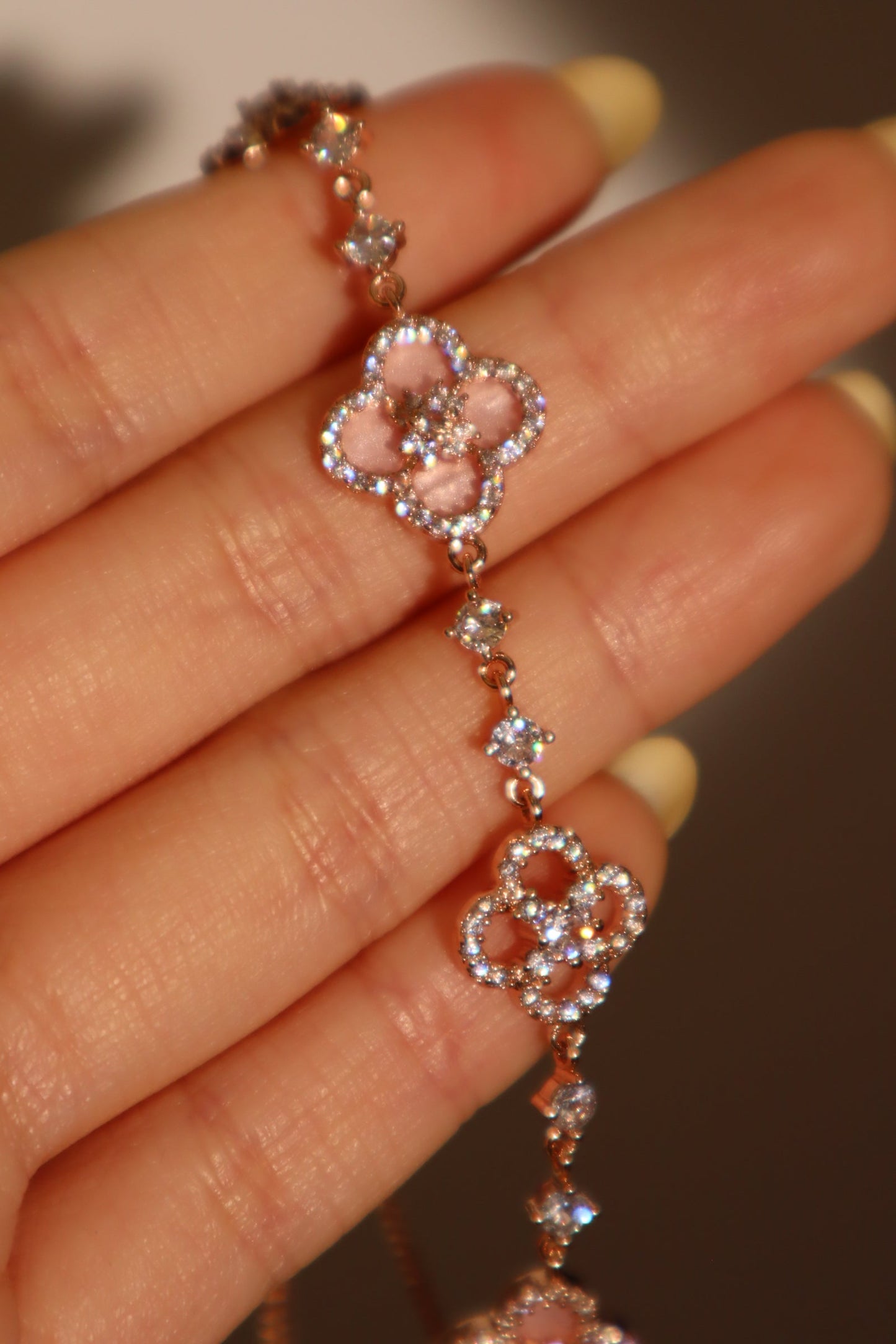 14K Rose Gold Plated Pink Lucky Leaf Shell Pearls Bracelet