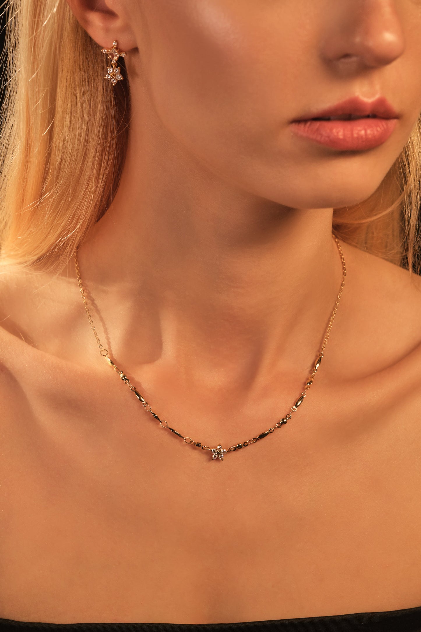 18K Real Gold Plated Diamond Flower Necklace