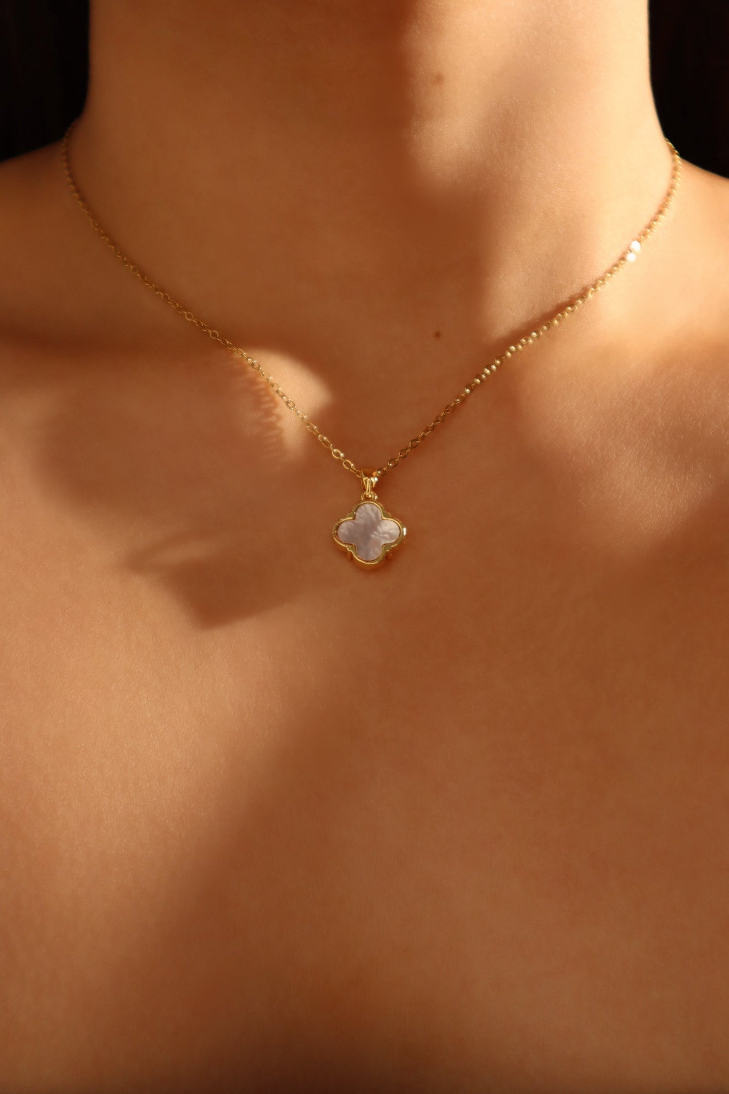 18K Real Gold Plated Lucky Leaf Shell Pearls Necklace