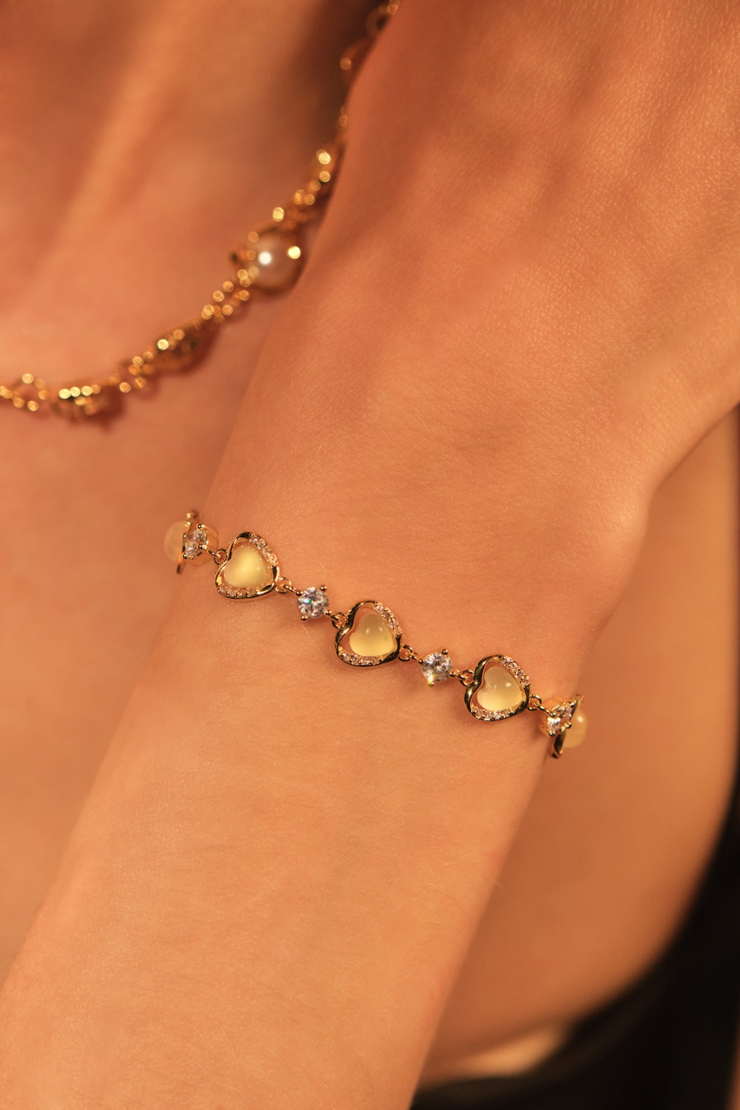 18K Real Gold Plated Moonlight Glowing Heart Bracelet