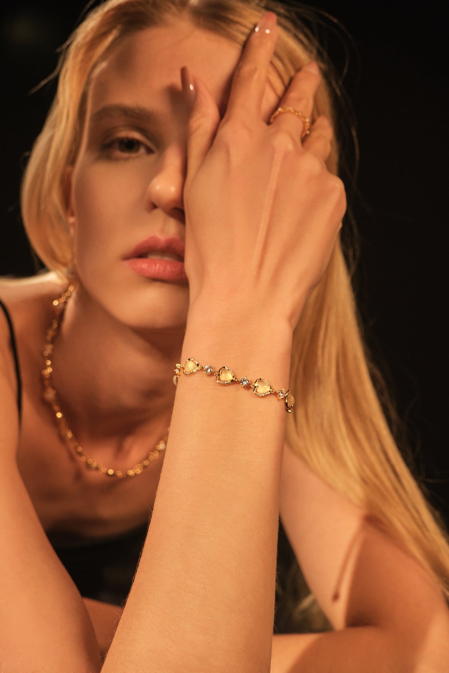 18K Real Gold Plated Moonlight Glowing Heart Bracelet