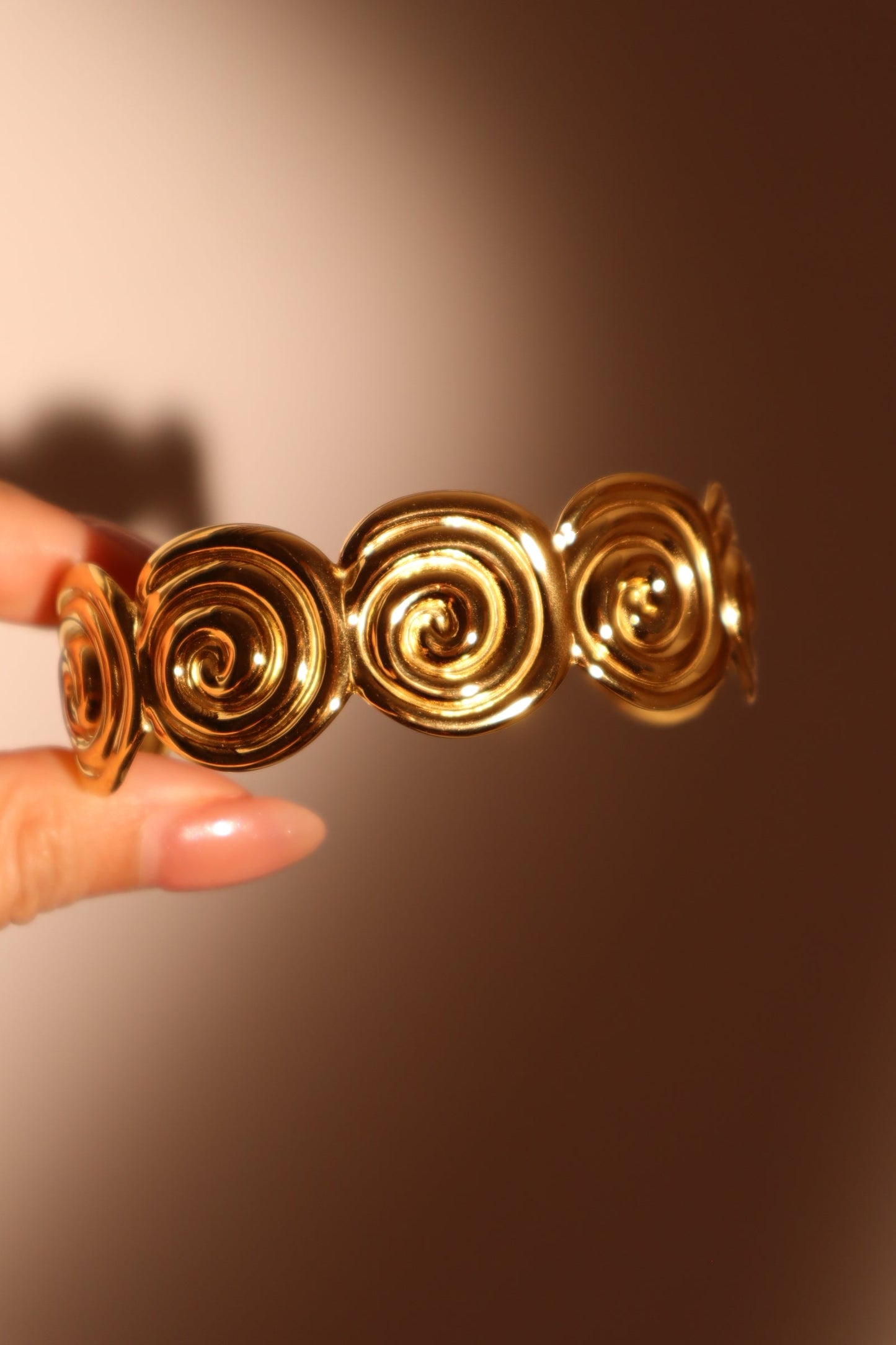 18K Gold Stainless Steel Multi Conch Bracelet