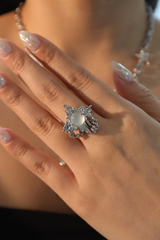 Moonlight Pole Star Ring