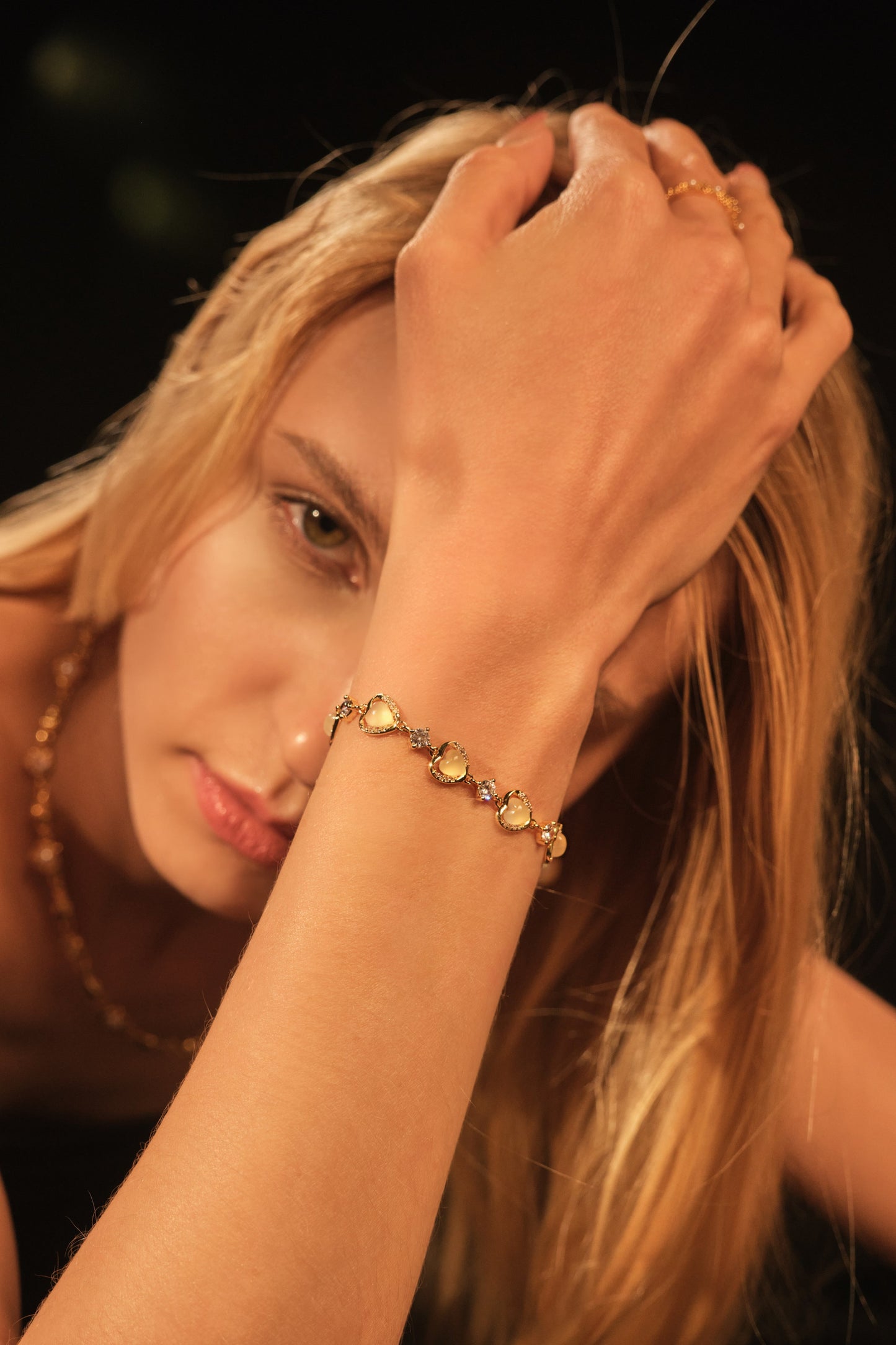 18K Real Gold Plated Moonlight Glowing Heart Bracelet