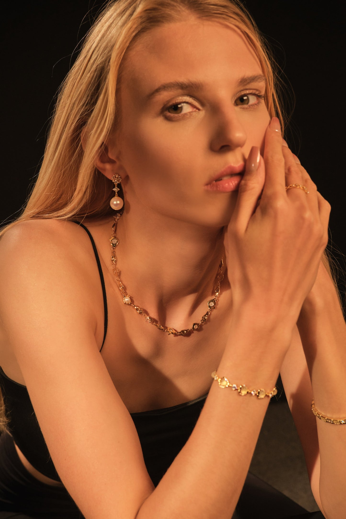 18K Real Gold Plated Multi Diamond Pearl Necklace